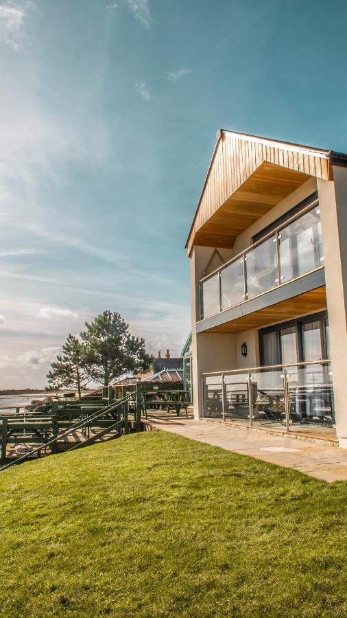 The Fishing Boat Inn Boulmer Exterior photo